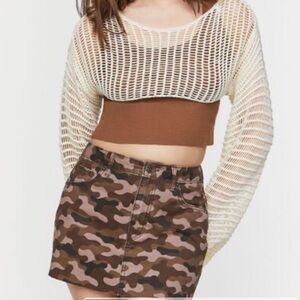 NWT Forever 21 Camo Rrint Raw Hem Mini Skirt Brown Size M